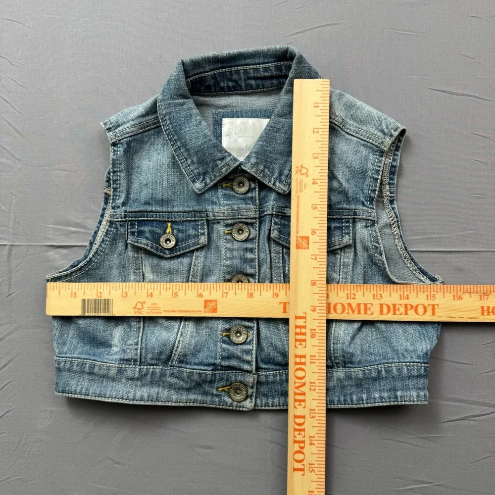 Justice Girls Medium Wash Distressed Cropped Denim Vest Size 12‎ Trucker Jacket